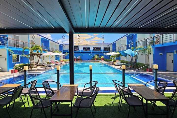 Pool 23 of 35