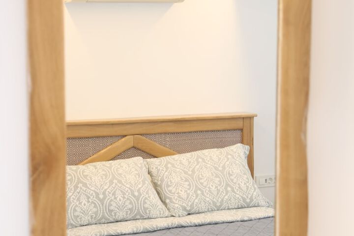 Room 62 of 187