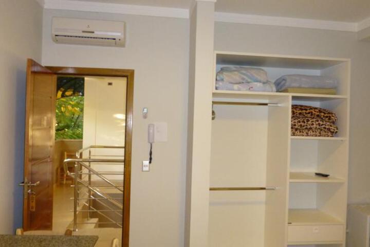 Room 17 of 61