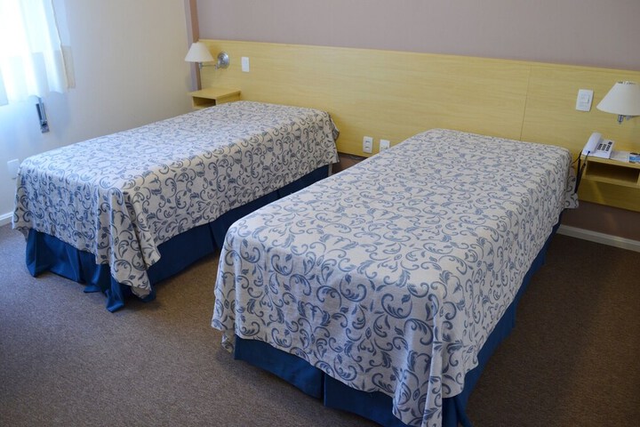 Room 26 of 46