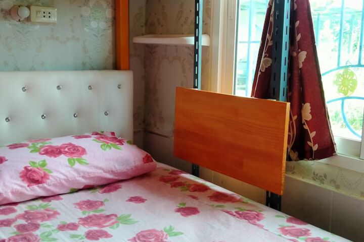 Room 36 of 79