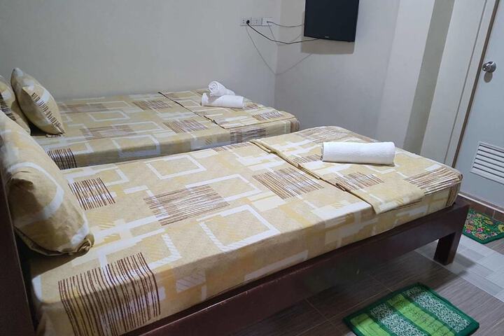 Room 4 of 21
