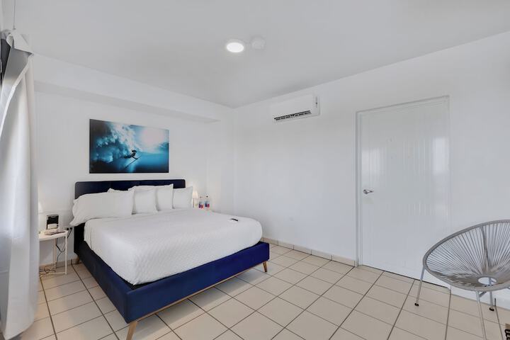 Room 43 of 101