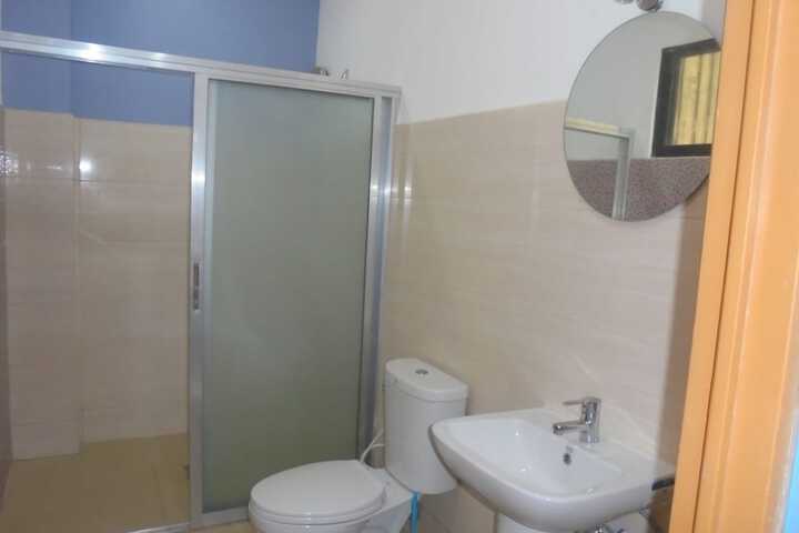 Room 35 of 63
