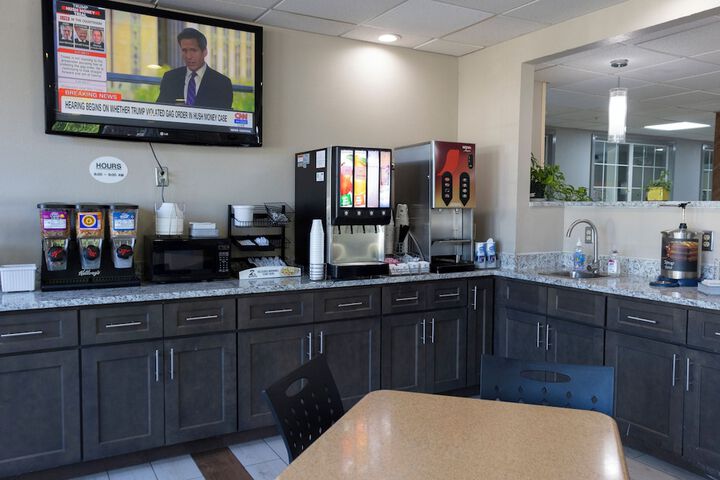 Breakfast area