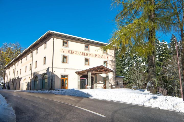 Hotel 68 of 69