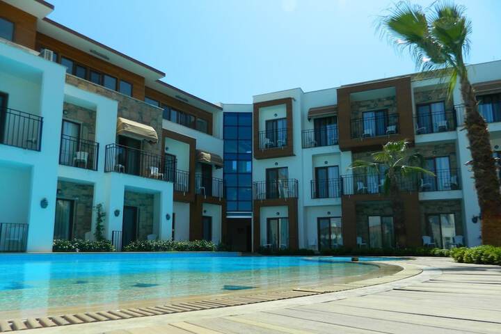 Hotel Pool
