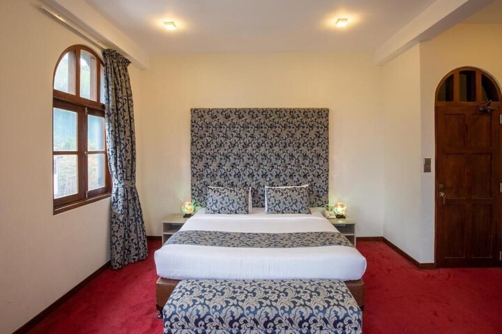 Room 47 of 85