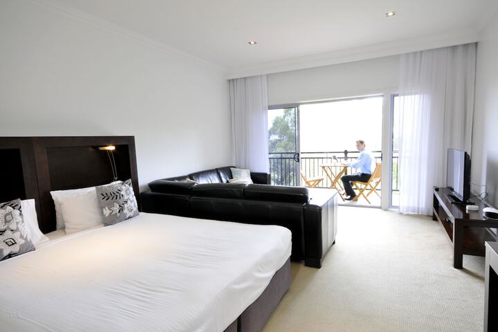 Room 4 of 57