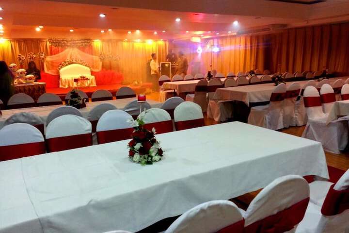 Ballroom/Hall 65 of 70