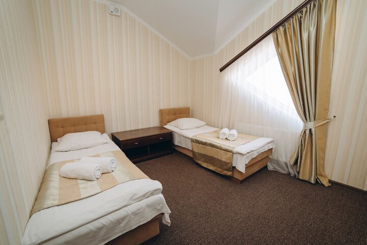 Room 32 of 111