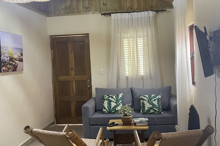Room 11 of 37