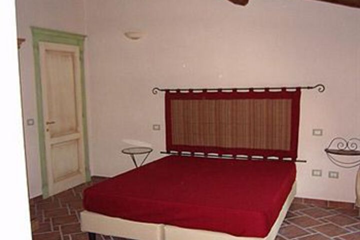 Room 28 of 70