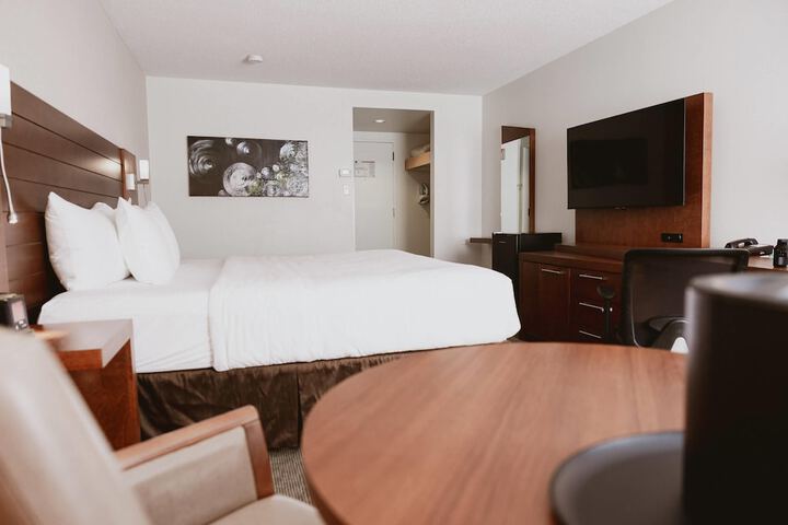 Room 70 of 120
