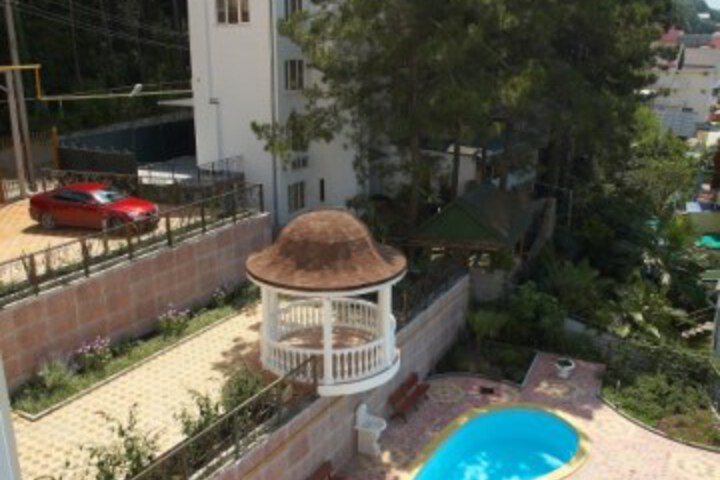 Karamel Hotel