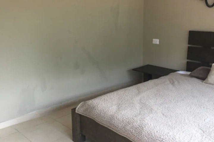 Room 2 of 19