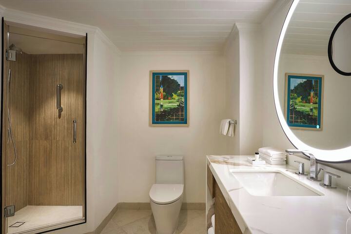 Room 14 of 34