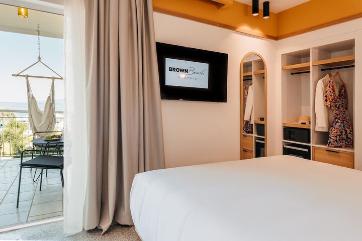 Room 40 of 99