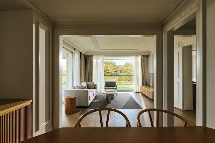 Room 20 of 74