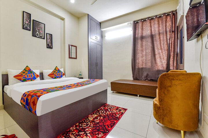 Room 14 of 38