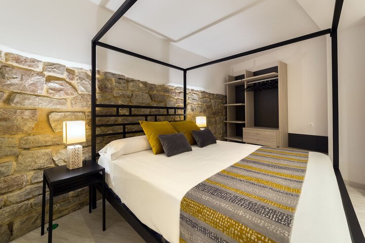 Room 20 of 47