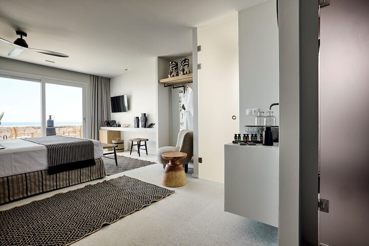Room 56 of 254