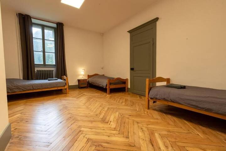 Room 22 of 113