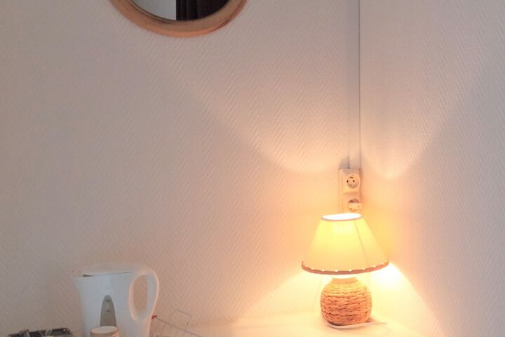 Room 13 of 28