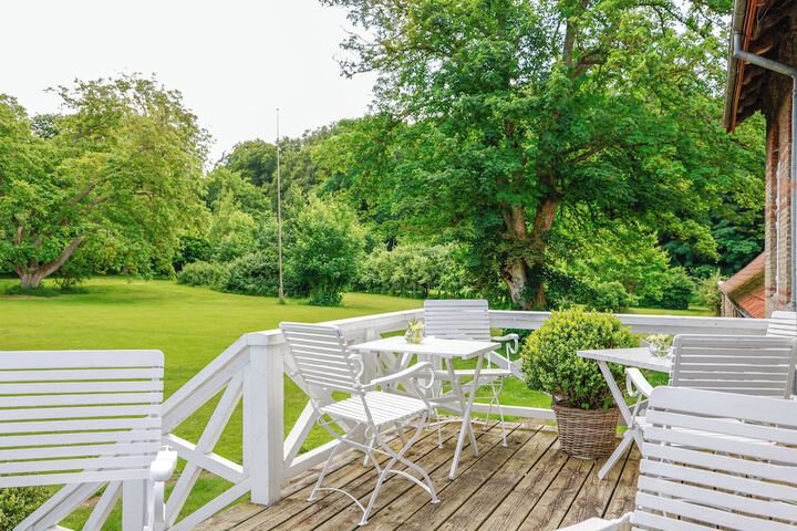 Terrace/Patio 50 of 51