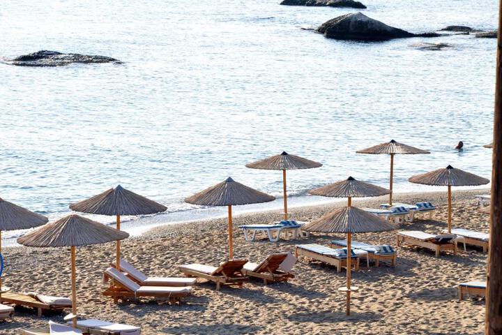 Stegna Akti Luxury Suites