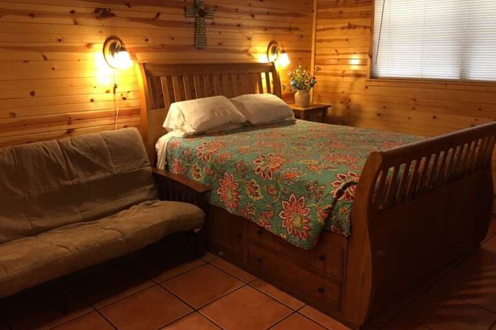 Room 2 of 47
