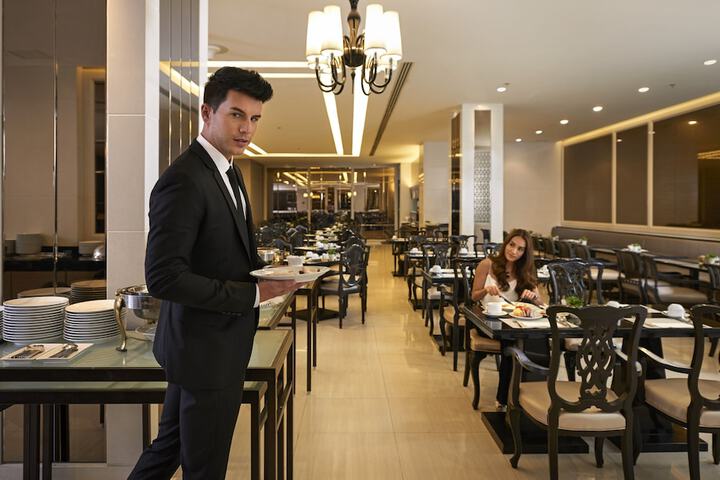 Dining 47 of 67