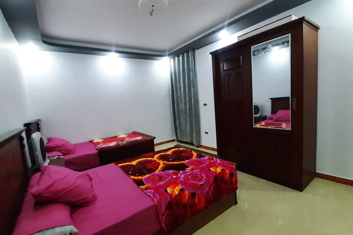 Room 25 of 34
