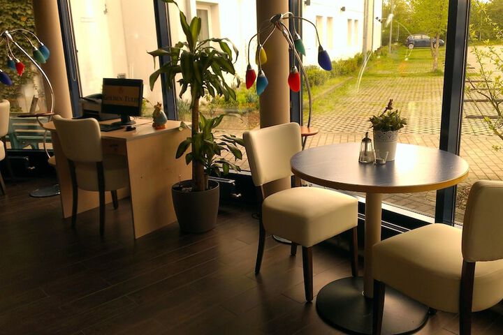 Cafe