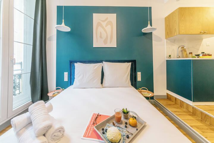 Room 20 of 185