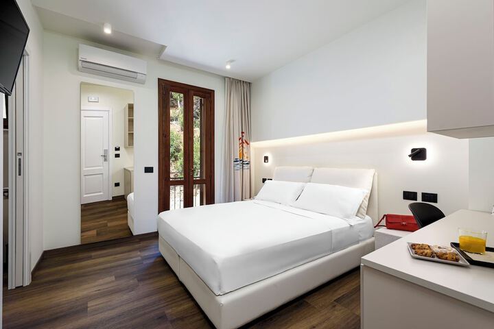 Room 28 of 116