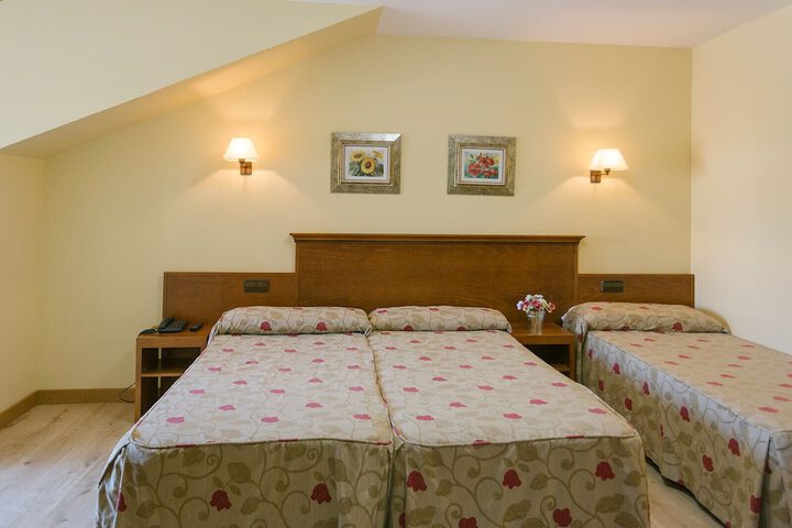 Room 8 of 175