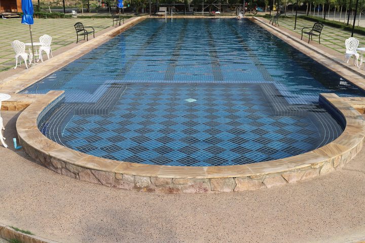 Pool 36 of 70