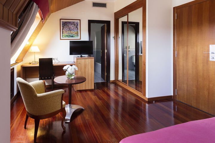 Room 30 of 58