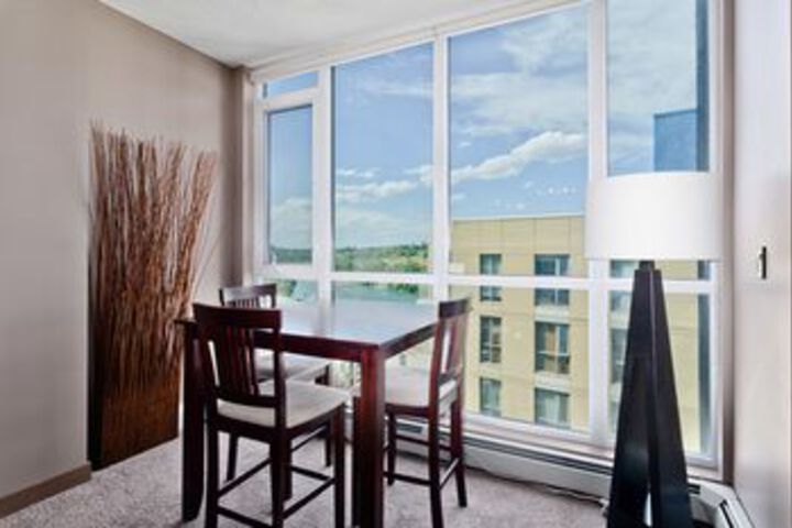 Room 21 of 39