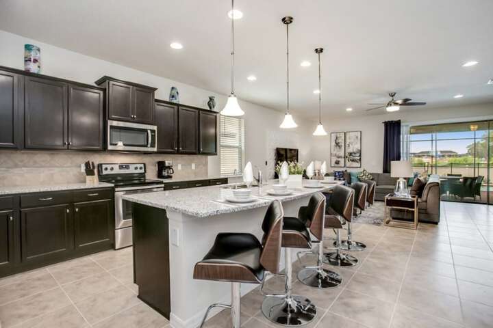 Ravello Eight Bedrooms Home with a Pool in Kissimmee, FL