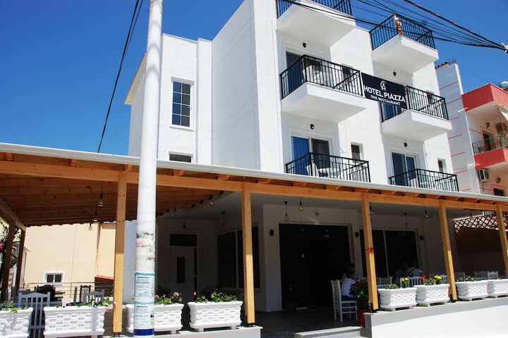 HOTEL PIAZZA