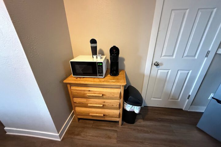 Room 19 of 32