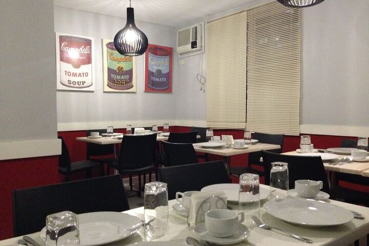 Dining 77 of 88