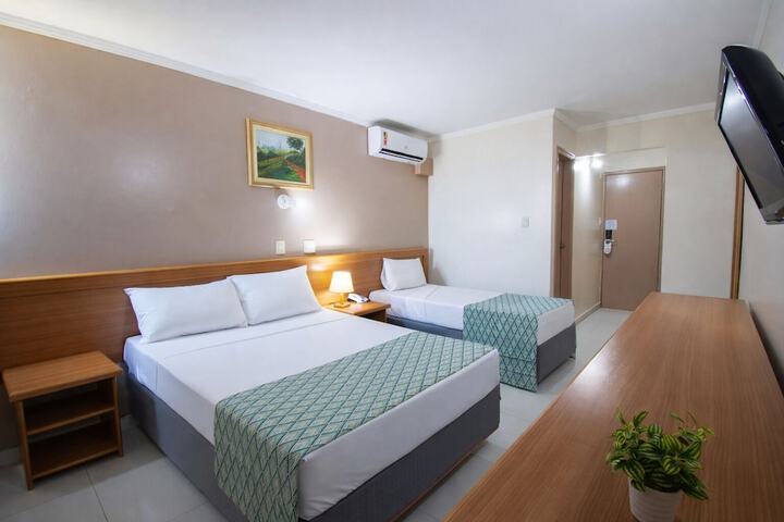 Room 7 of 26
