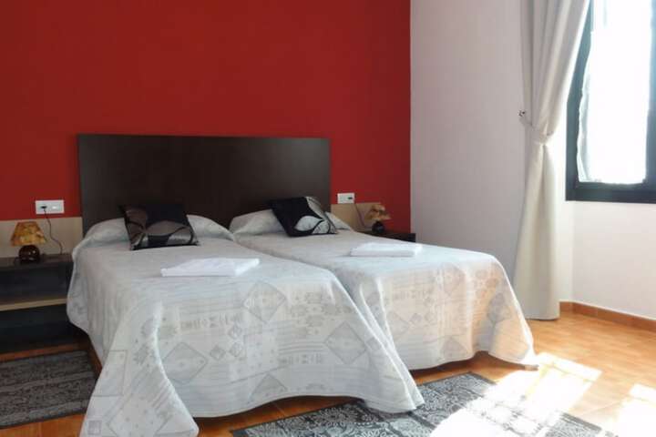 Room 5 of 43