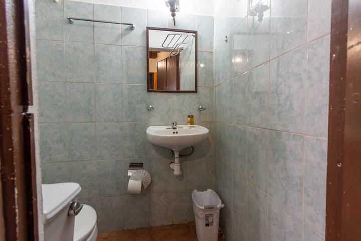 Room 14 of 48