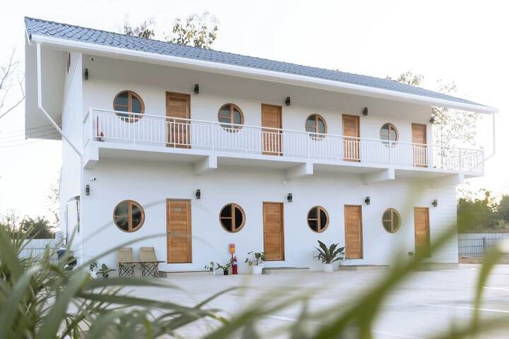 The 9 Motel