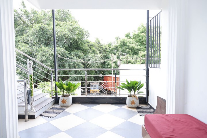 Terrace/Patio 14 of 34
