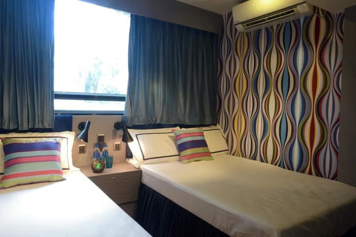 Room 15 of 25